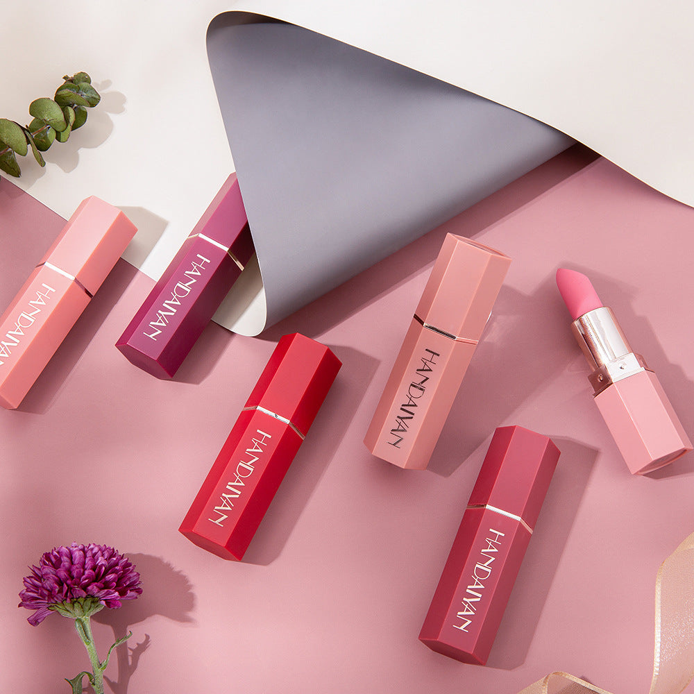 HANDAIYAN Han Daiyan 6-color Matte Nourishing Lipstick Lipstick HANDAIYAN Han Daiyan 6-color Matte Nourishing Lipstick Lipstick